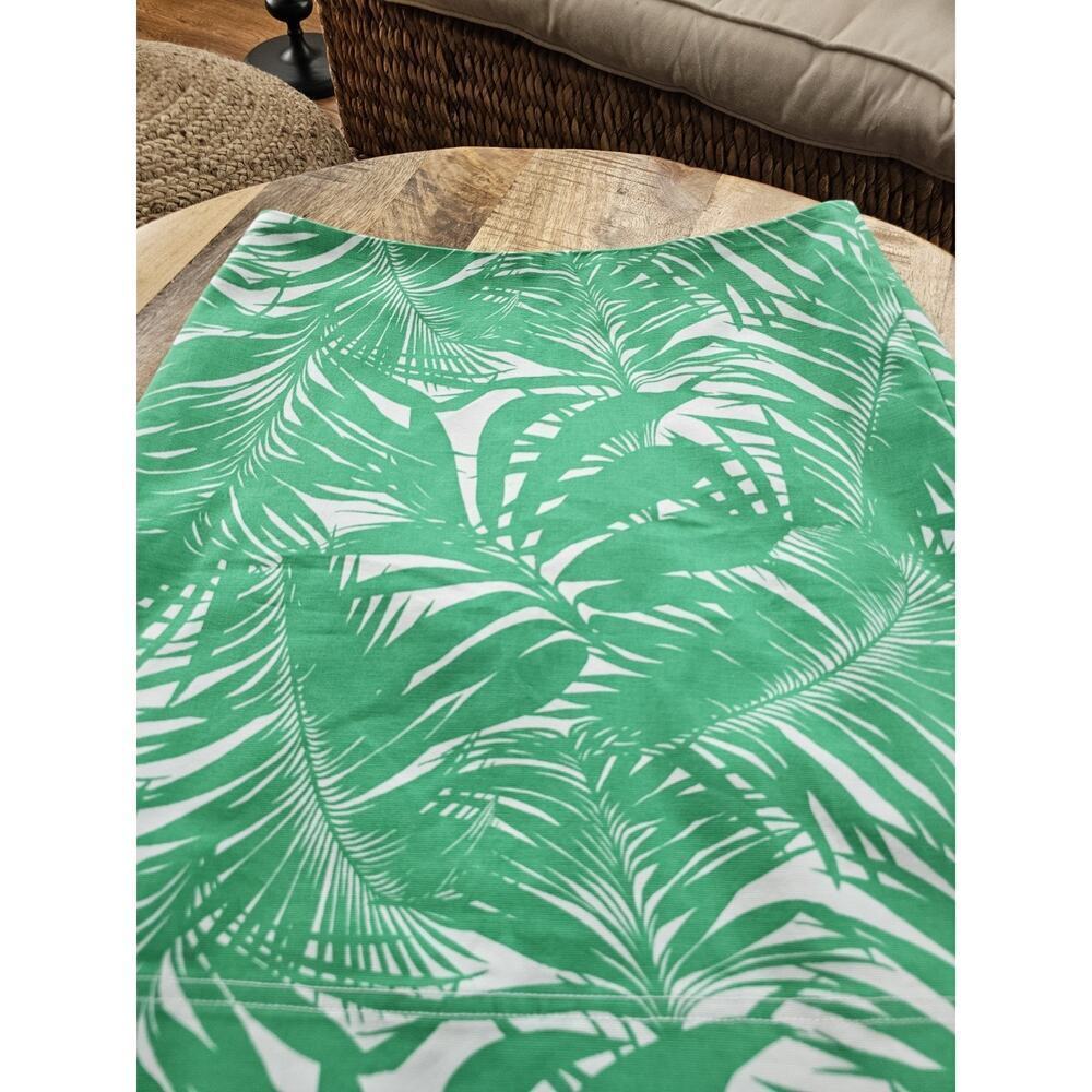 Talbots Palm Tree Leaf Green/White Tropical Print Skirt Women's Size 6P NWOT - Picture 2 of 9